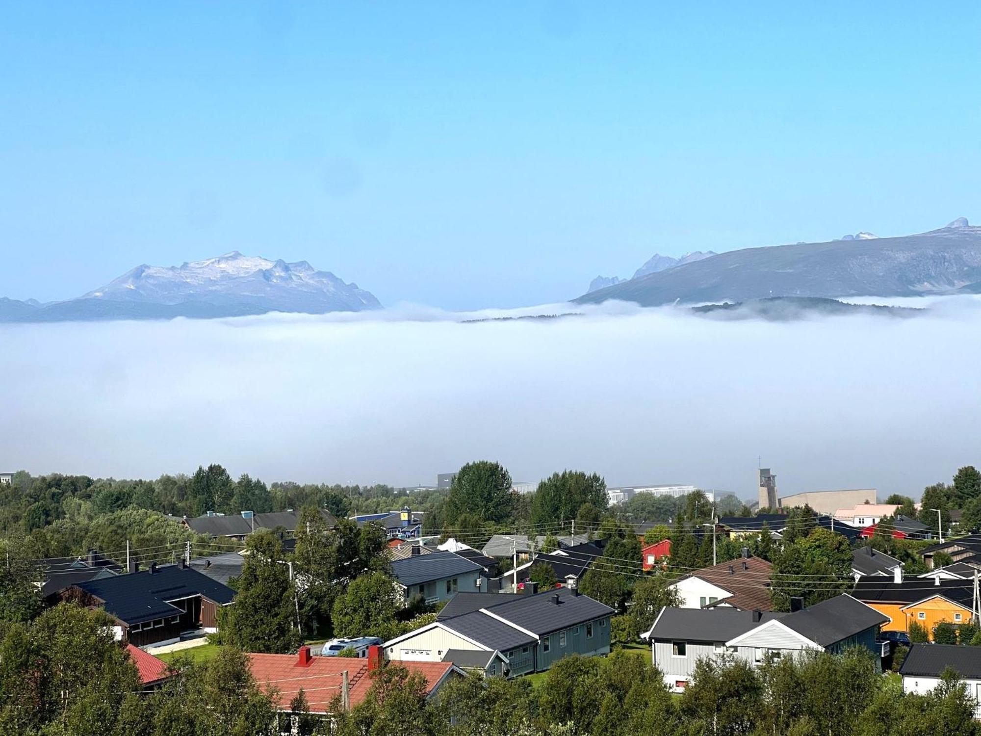 Arctic Inn, Cozy Single Bed Private Room In A Shared Apartment With Stunning Tromso Views Exteriér fotografie